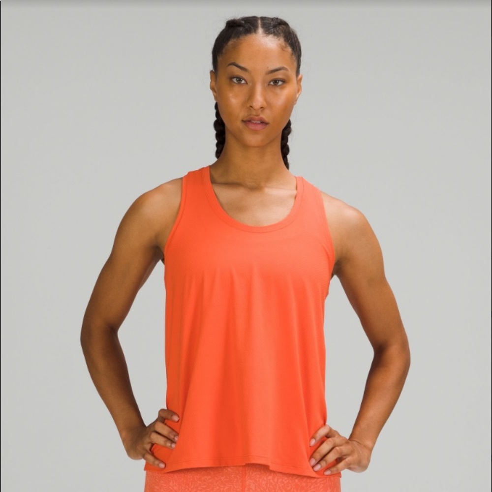 Lululemon ESSENTIAL TANK *TRAIN
Warm Coral size 6